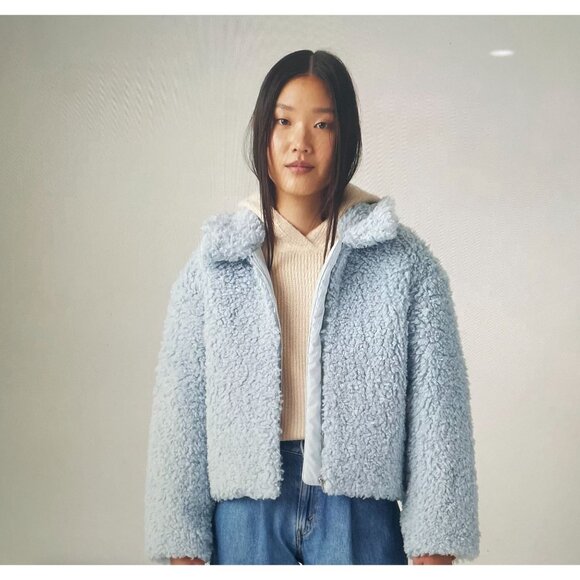 Levis Light Blue Faux Fur Sherpa Jacket Womens S Polyester Quilted Lining Warm - Picture 3 of 16